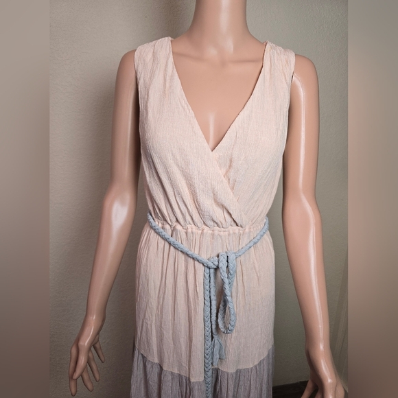 FLYING TOMATO Sz XS Beige Color Block Crinkle Gauze Ruffle Tier Maxi Dress Boho - Picture 2 of 14